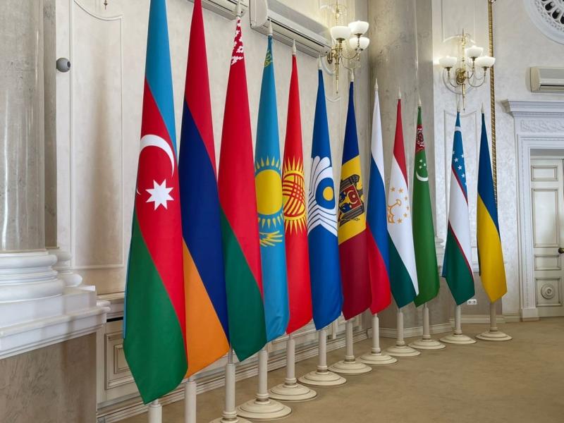 Акыйкатчы КМШнын Адам укуктары боюнча комиссиясынын VI жыйынына катышууда