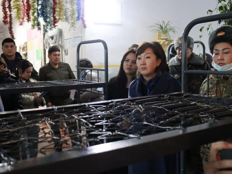 Акыйкатчы аялдар абагынын кармоо шарттары менен таанышты