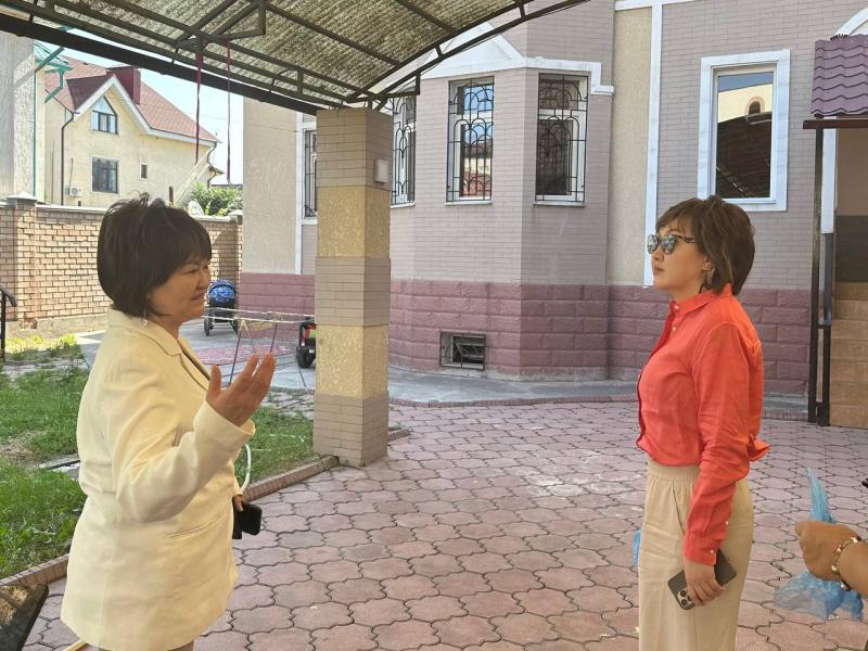 Акыйкатчы «Эне үйү» ресурстук борборунда жашап жаткан аялдардан кабар алды