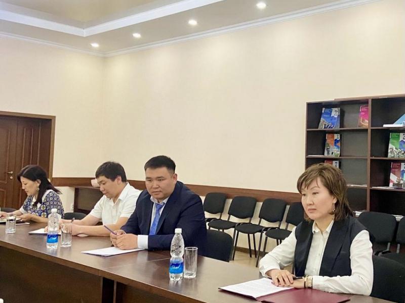  Акыйкатчы Джамиля Джаманбаева встретилась с советником-посланником посла России в Кыргызстане