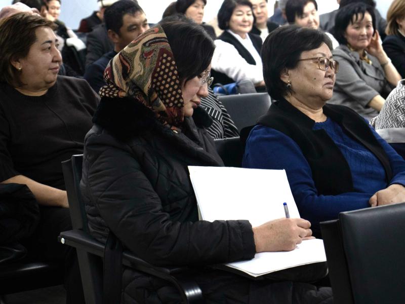 Нарындын тургундары Акыйкатчыдан Ат-Башы районуна чек ара аймагы статусун алууга көмөктөшүүнү суранышты