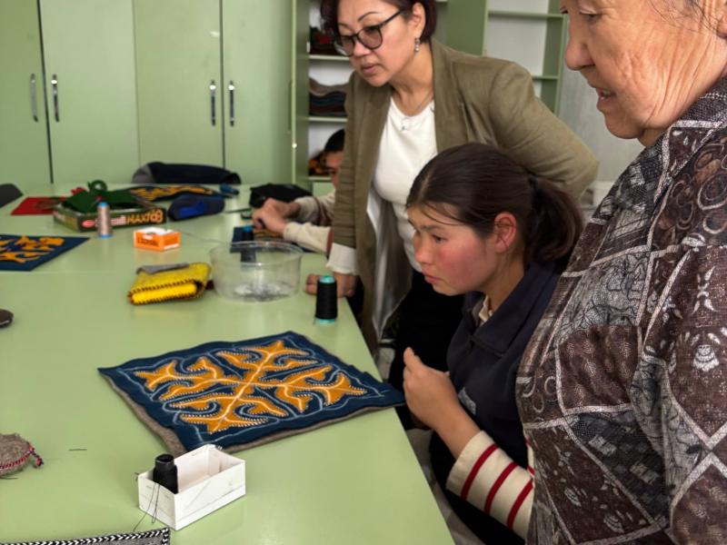 Институт Акыйкатчы окажет поддержку социальной деревне “Манас”