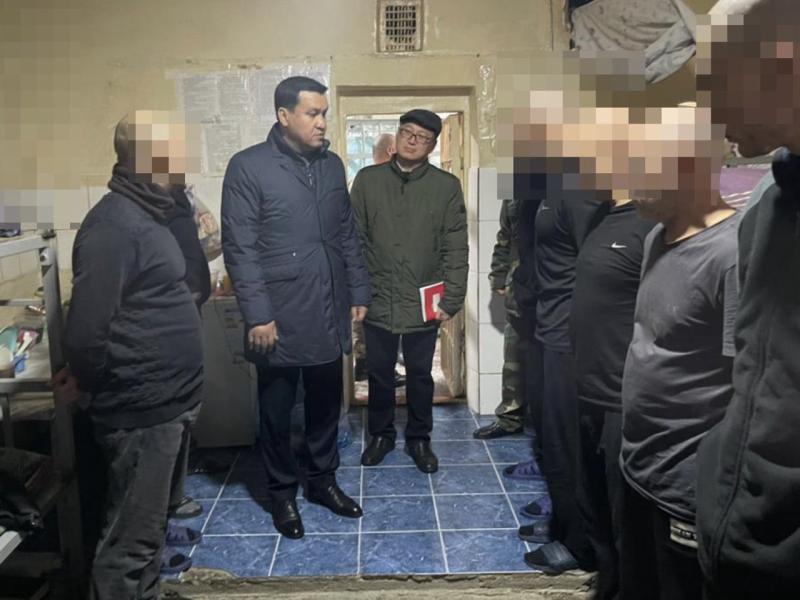 Акыйкатчы Джамиля Джаманбаева посетила СИЗО в Бишкеке