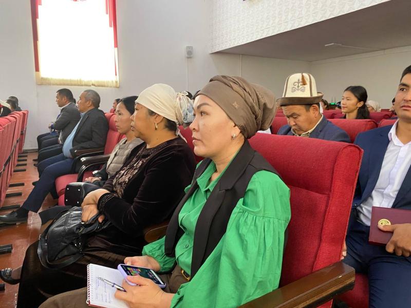 Akiykatchy  Dzhamilia Dzhamanbaeva held a meeting with residents of Batken region
