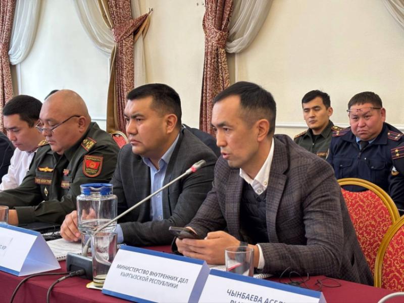 Адам укуктарын коргоонун эл аралык күнү. Кыргызстанда кыйноолордун алдын алуу системасын күчөтүү чаралары талкууланды