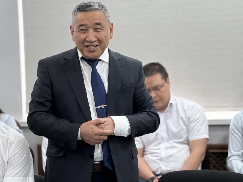 Акыйкатчы Институтунун бир катар кызматкерлери жана институт менен тыгыз иш алып барган укук коргоочулар сыйланышты