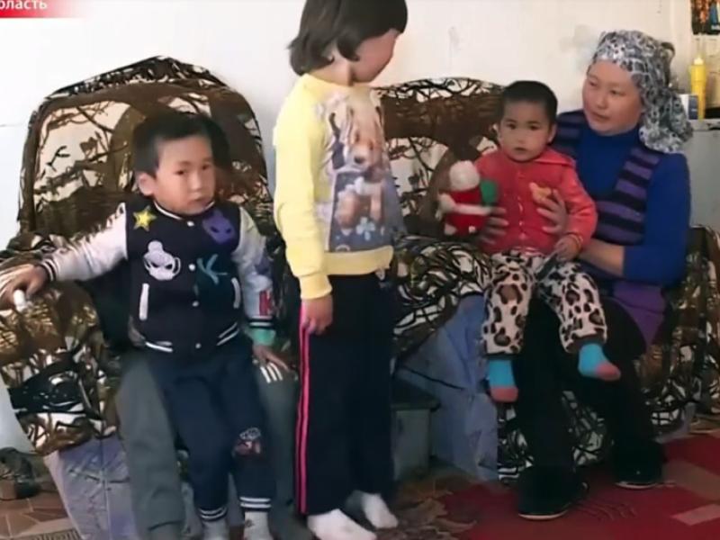 Сотрудники института Омбудсмена посетили многодетную семью Бактыгуль Казакбаевой 