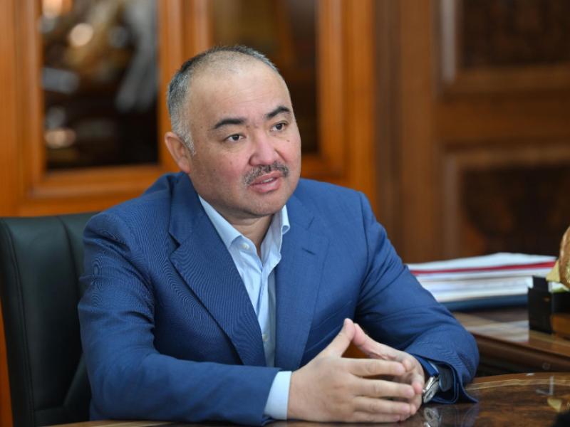 Акыйкатчы Джамиля Джаманбаева встретилась со спикером Жогорку Кенеша