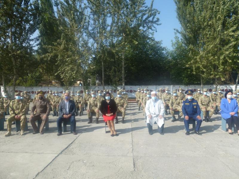 Аскер бөлүктөрүндөгү жолугушуулар