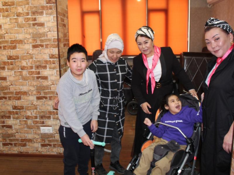 КР Акыйкатчы аппаратынын алдында ден соолугунун мүмкүнчүлүгү чектелген адамдардын укуктарынын маселелери боюнча координациялык кеңеш түзүү демилгеленди