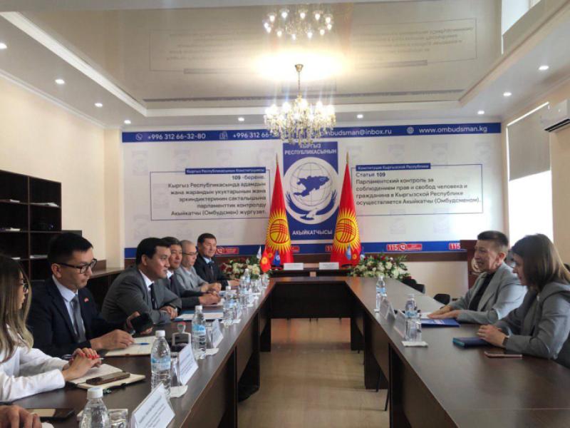 Жанибек Жоробаев: Кайрылмандардын укугун коргоо Акыйкатчы институтунун өзгөчө көңүл борборунда