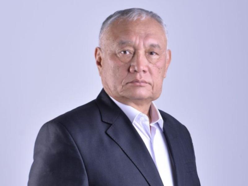 Сотрудники Института Акыйкатчы навестили Султанбая Айжигитова в больнице