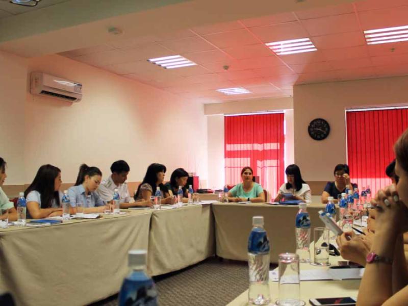 Мыйзам менен чатагы балдардын иши боюнча комиссиянын ишмердүүлүгү талкууланды