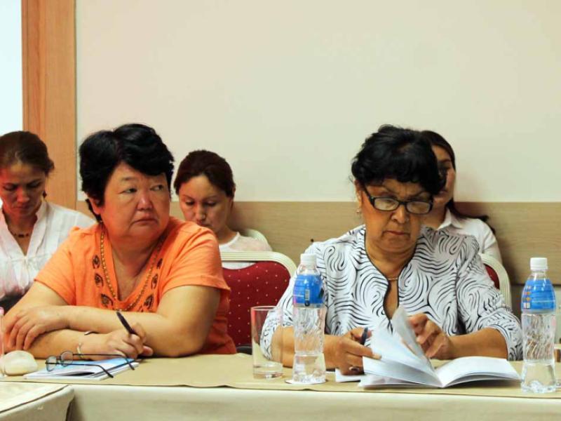 Мыйзам менен чатагы балдардын иши боюнча комиссиянын ишмердүүлүгү талкууланды