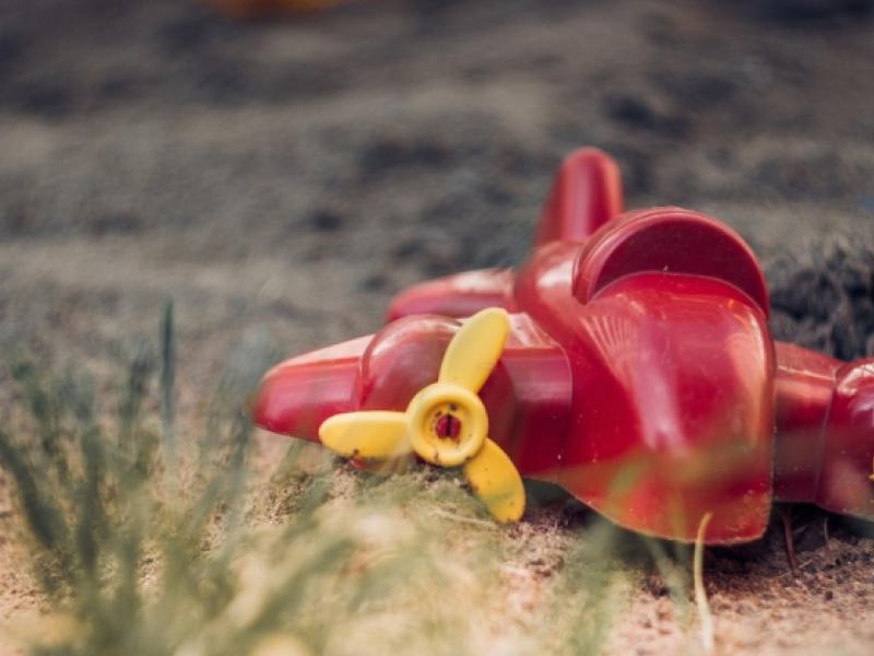 Акыйкатчы Джамиля Джаманбаева таштанды челектен табылган наристенин ишин жеке көзөмөлүнө алды