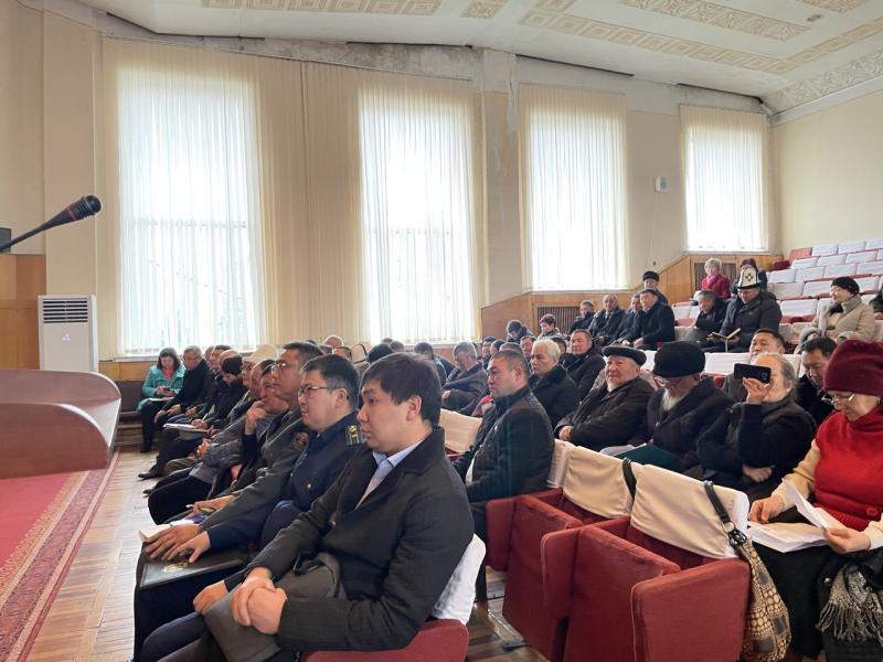 Акыйкатчы Ысык-Көл областынын эли менен жолугушту 