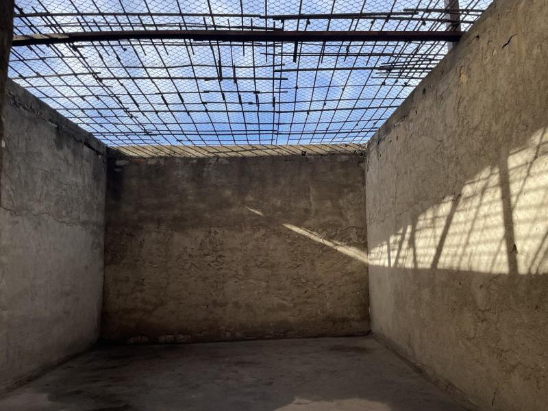 Акыйкатчы Караколдогу тергөө абагынын кармоо шарттары менен таанышты  