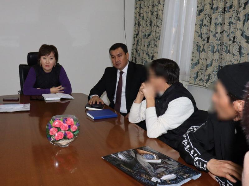 Акыйкатчы Джамиля Джаманбаева жарандарды жеке кабыл алды