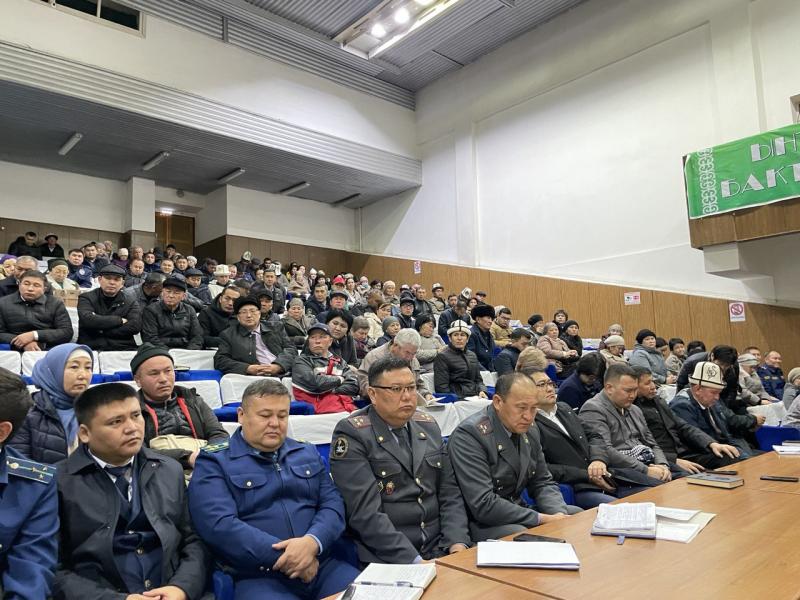 Джамиля Джаманбаева Талас областынын калкы менен жолугушту  