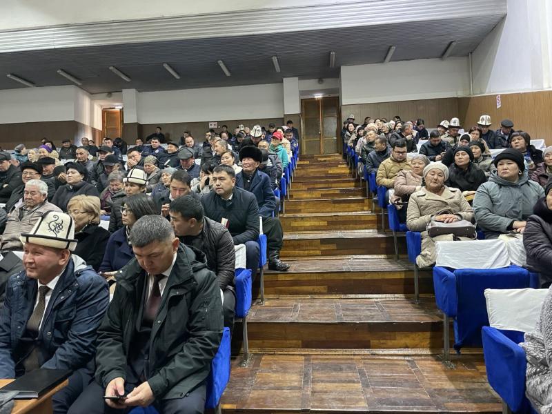 Джамиля Джаманбаева Талас областынын калкы менен жолугушту  