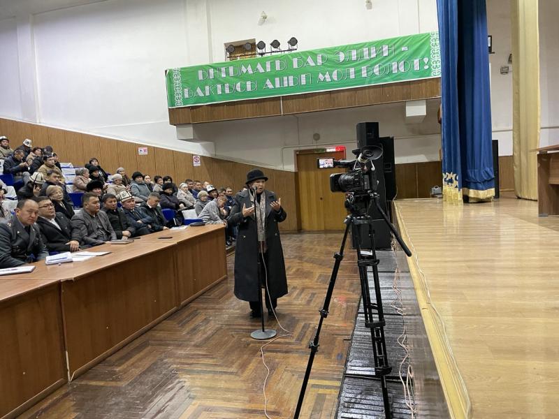 Джамиля Джаманбаева Талас областынын калкы менен жолугушту  