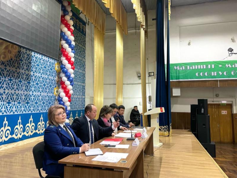 Джамиля Джаманбаева Талас областынын калкы менен жолугушту  