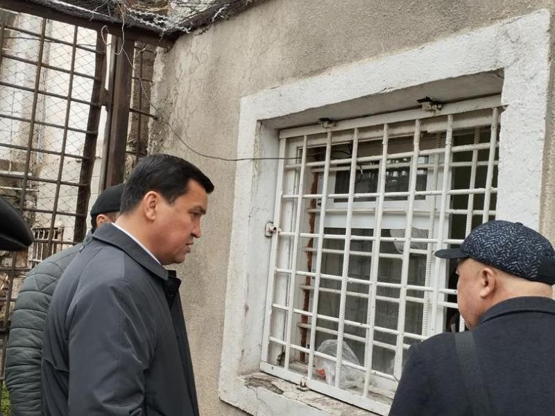 Жаныбек Жоробаев Ош шаарындагы №5 тергөө абагында болду