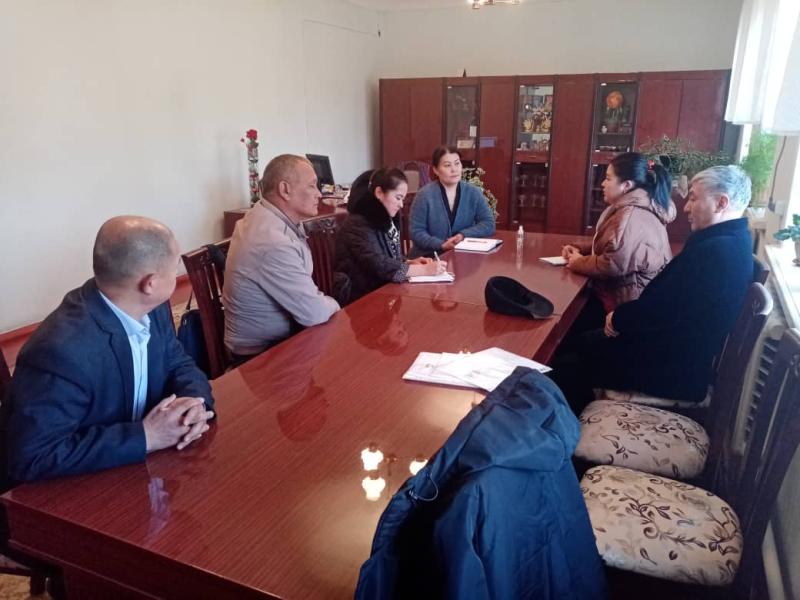 Кыргыз Республикасынын Акыйкатчы (Омбудсмен) аппаратынын кызматкерлери Жалал-Абад жана Ысык-Көл облустарындагы социалдык стационардык мекемелерде, психиатриялык мекемелерде жана жазык-аткаруу тутумунун мекемелеринде болушту