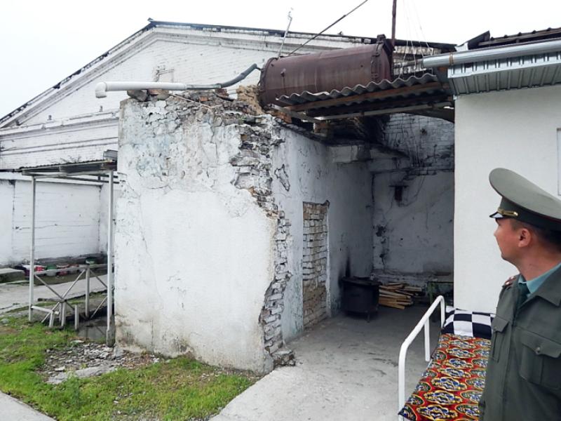 Сотрудники аппарата Омбудсмена КР провели повторное посещение СИЗО-25 г. Ош и СИЗО-53 г. Жалал-Абад 