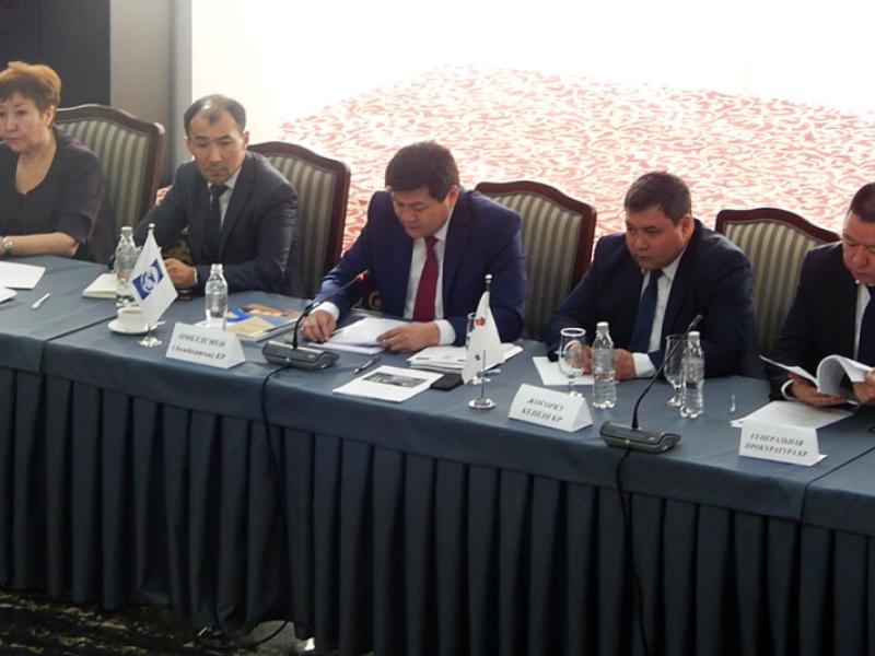 В Бишкеке обсудили проект специального доклада Омбудсмена КР на тему «Права детей, находящихся в Республиканской детской психиатрической больнице»